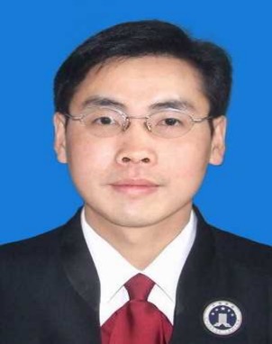 李仕强