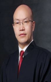 李强