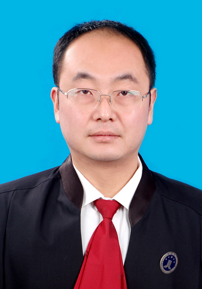 李军雷
