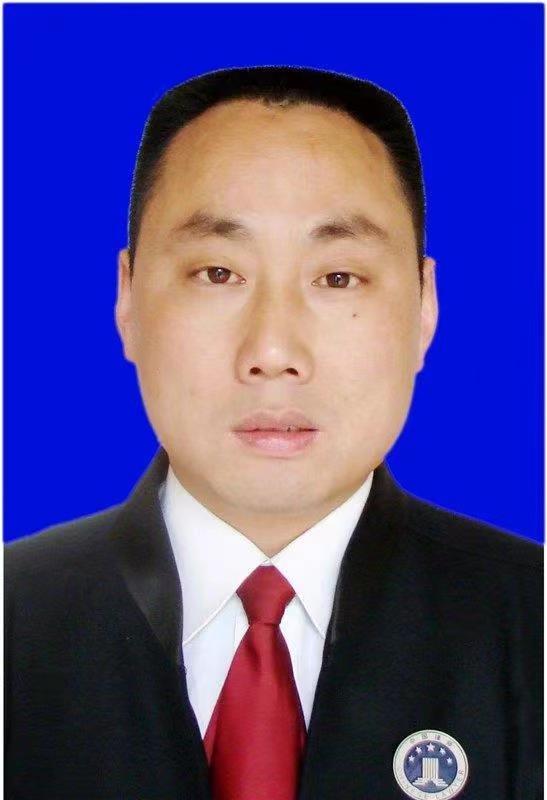 胡平