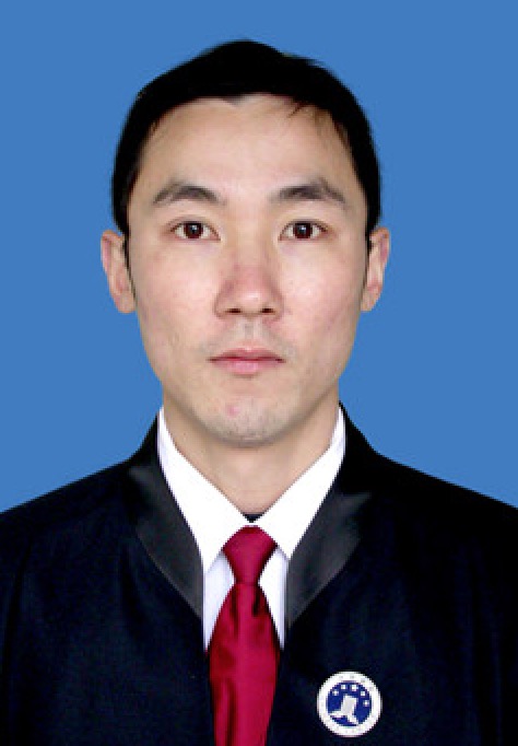 巩飘