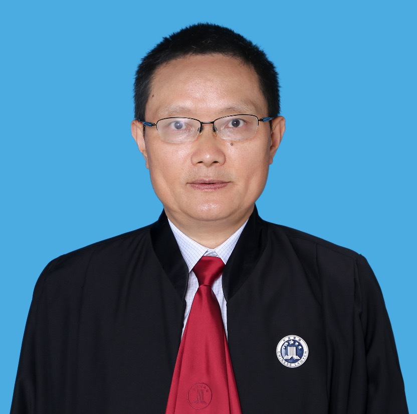 谭臻